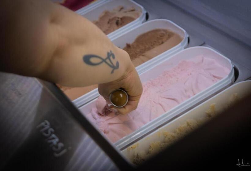 Отель Solstad Gjestegård