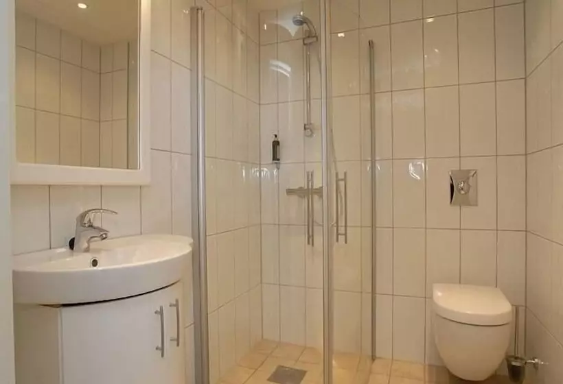 Nermo Hotel & Apartments