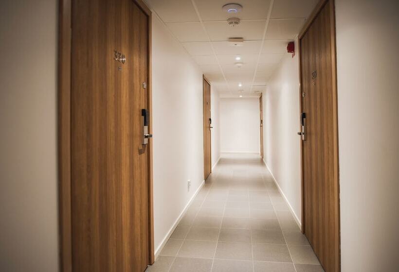 Stay Xtra Hotel Kista