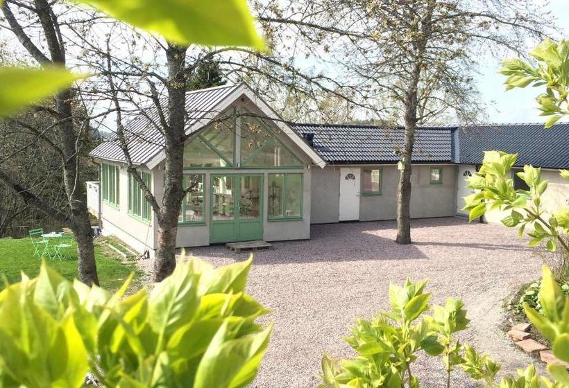 مبيت وإفطار Tuna Orangeri