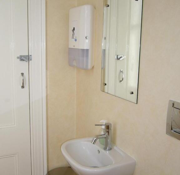 旅馆 Verandahs Parkside Lodge