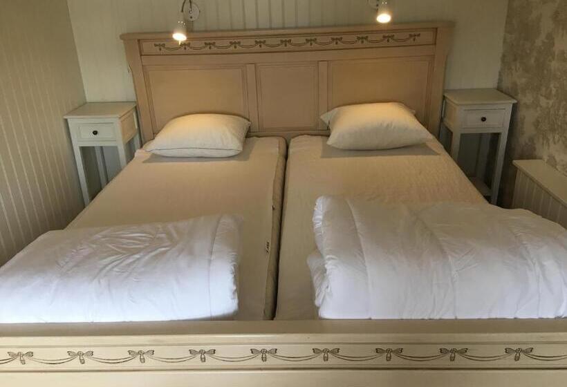 Augustas Bed & Breakfast