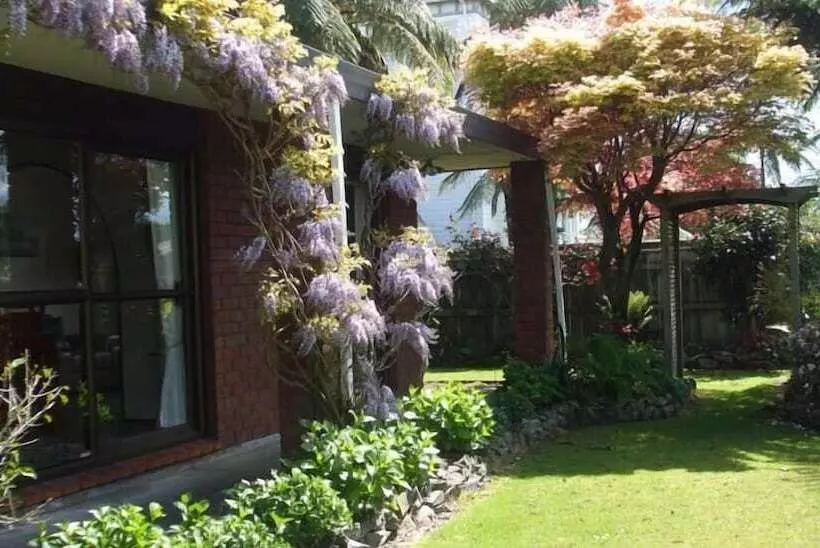 تختخواب و صبحانه Havenlee Homestay