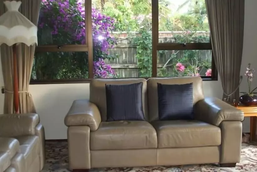 تختخواب و صبحانه Havenlee Homestay