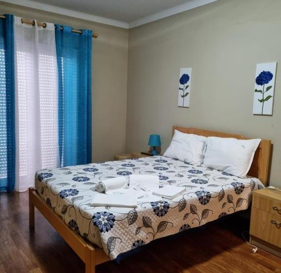 تختخواب و صبحانه Residencia Salva Vidas