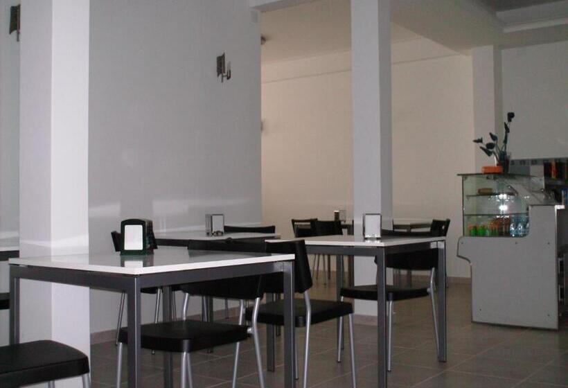 تختخواب و صبحانه Residencia Salva Vidas