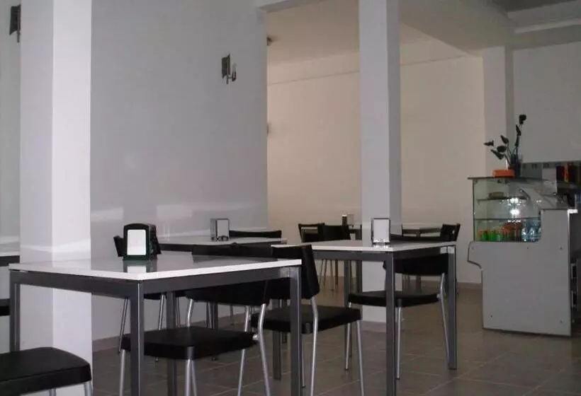 تختخواب و صبحانه Residencia Salva Vidas