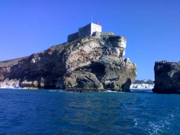 تختخواب و صبحانه Residencia Salva Vidas