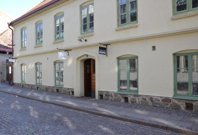 Brunius Bed And Breakfast