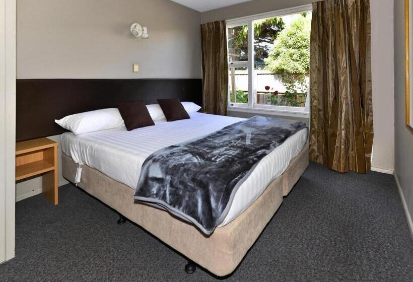 Classique Lodge Motel