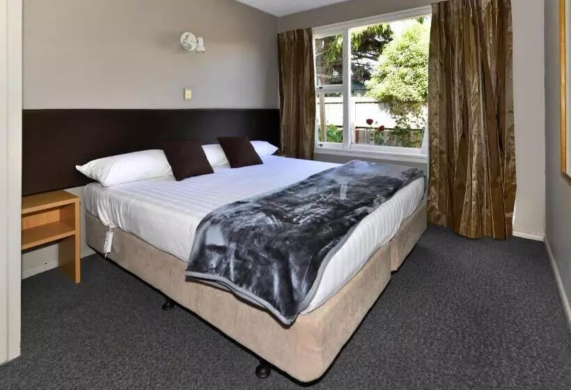 Classique Lodge Motel