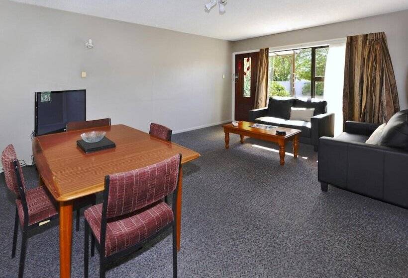 Classique Lodge Motel