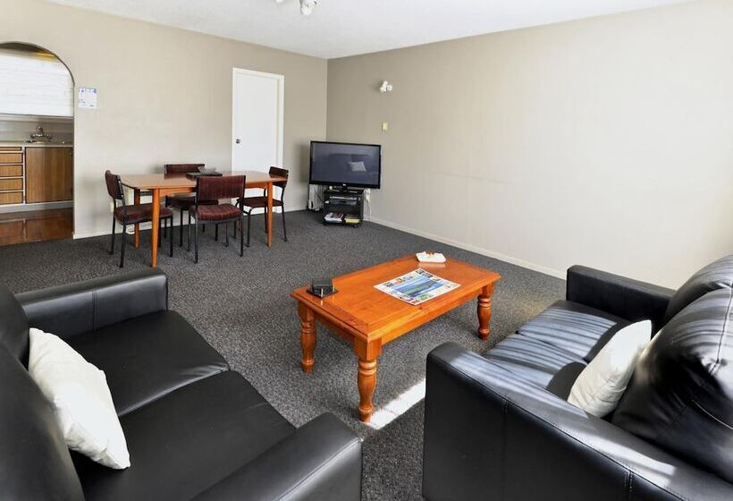 Classique Lodge Motel