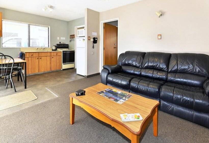 Classique Lodge Motel