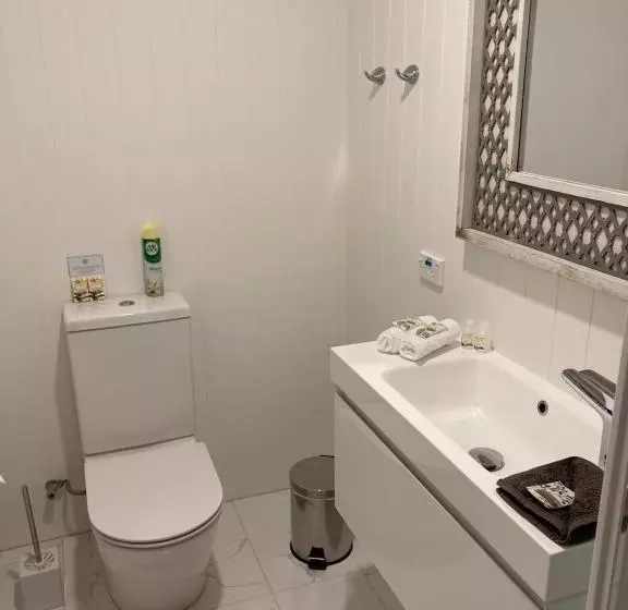 Hahei Bed And Breakfast