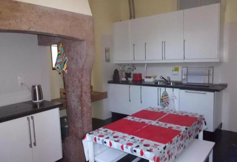 Hostel 402