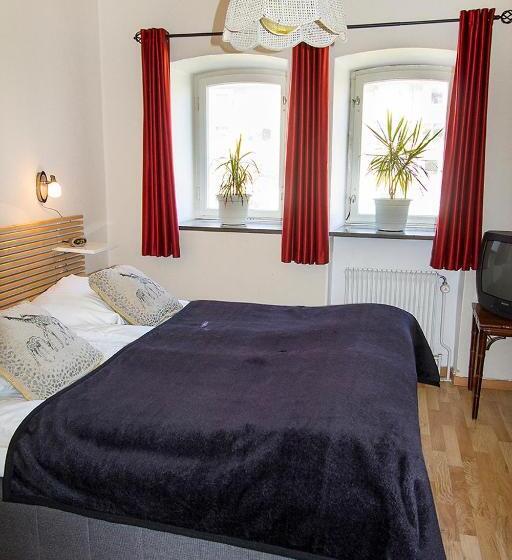 בית מלון כפרי Chaplin