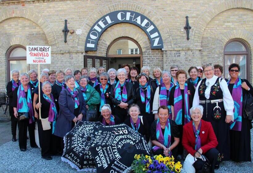 בית מלון כפרי Chaplin