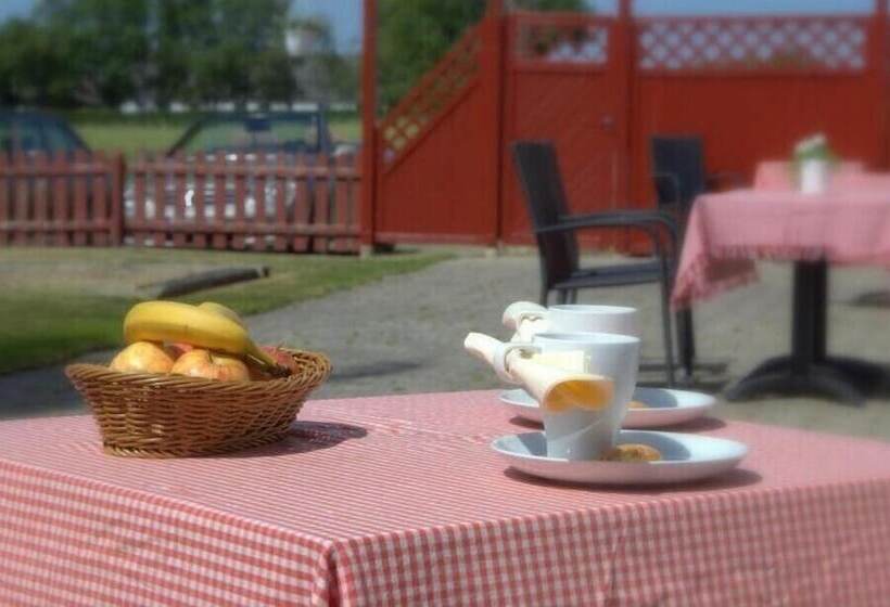 בית מלון כפרי Sydkustens At Lillehem