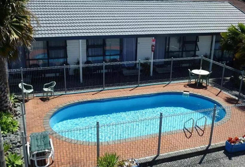 Mana Nui Motel
