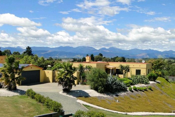 Mapua Hills Studio Bed And Breakfast