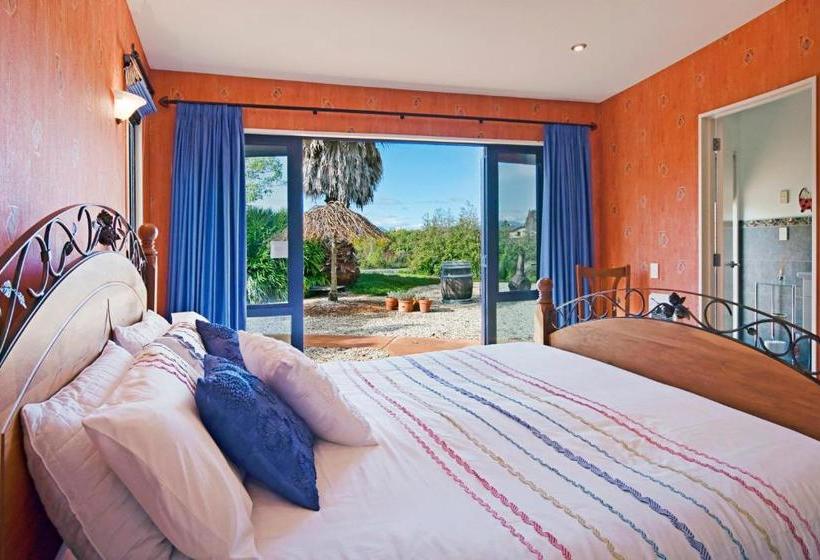 Mapua Hills Studio Bed And Breakfast