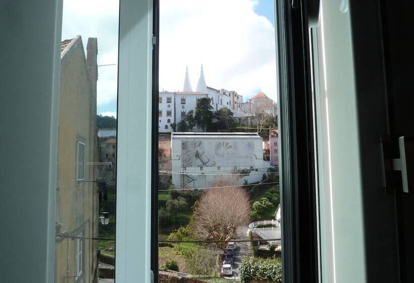 Schronisko Moon Hill By Joivy