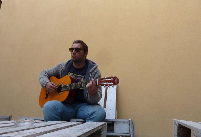 Schronisko Moon Hill By Joivy