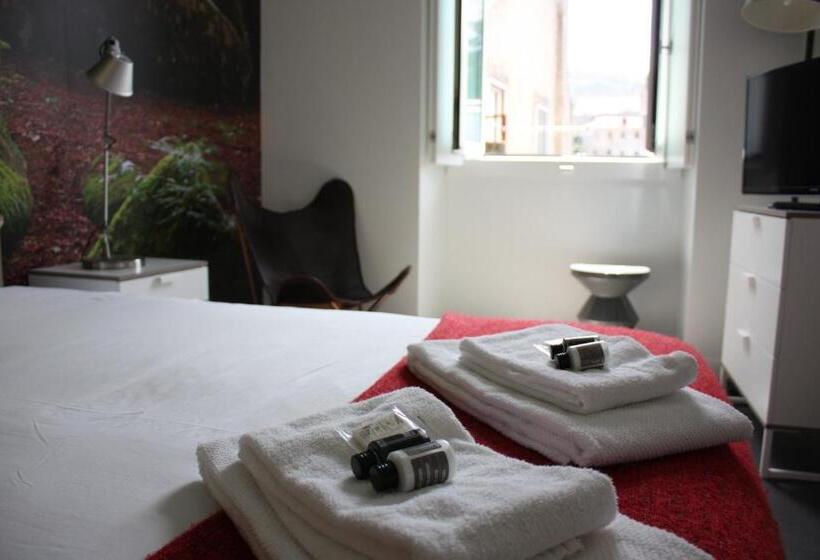 Schronisko Moon Hill By Joivy