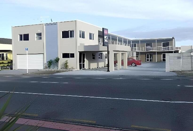 모텔 Hawera Central Motor Lodge