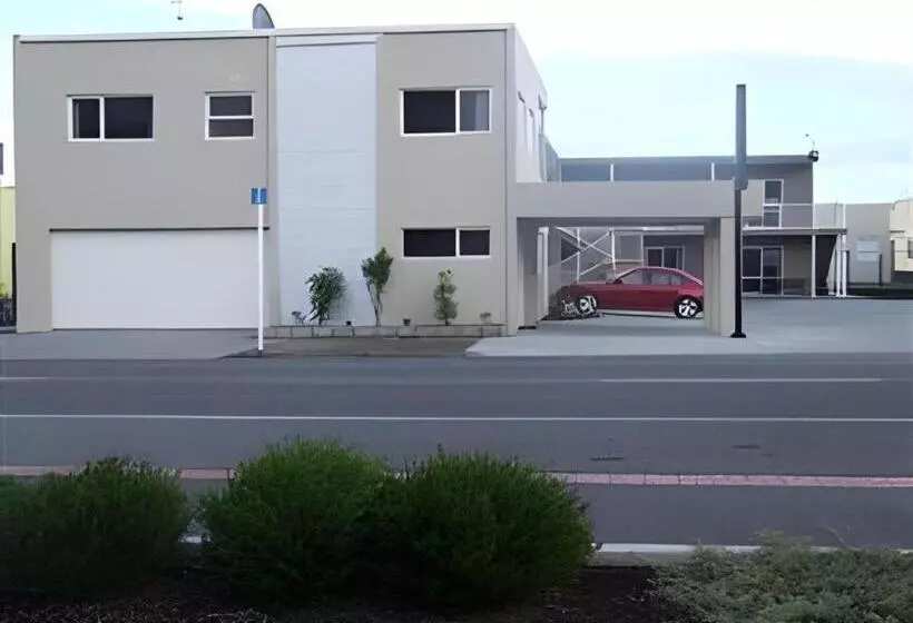 モーテル Hawera Central Motor Lodge