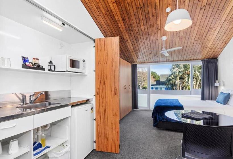 فندق على الطريق The Tauranga On The Waterfront