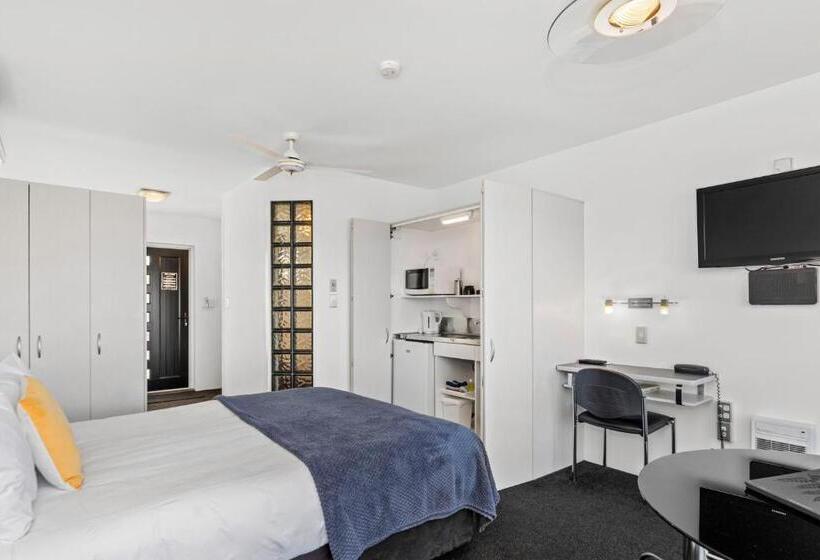 فندق على الطريق The Tauranga On The Waterfront