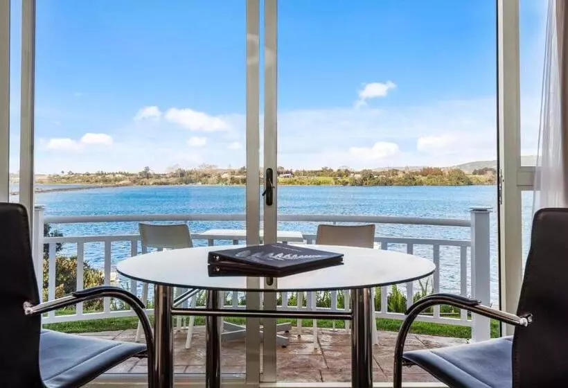مُتل The Tauranga On The Waterfront