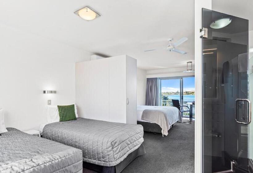 فندق على الطريق The Tauranga On The Waterfront
