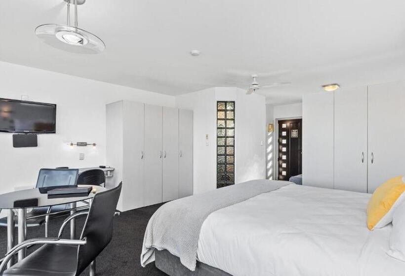 فندق على الطريق The Tauranga On The Waterfront