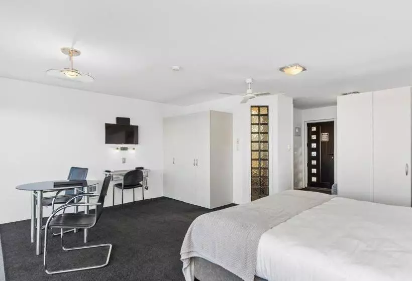 مُتل The Tauranga On The Waterfront