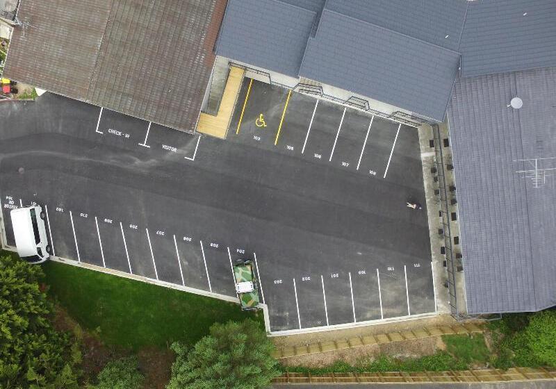 Newlands Court Motel