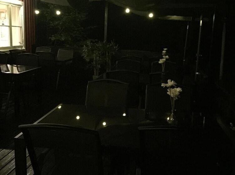 Stf Hostel Lärbro/grannen