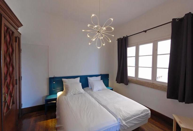 Surfivor Porto Surf Hostel