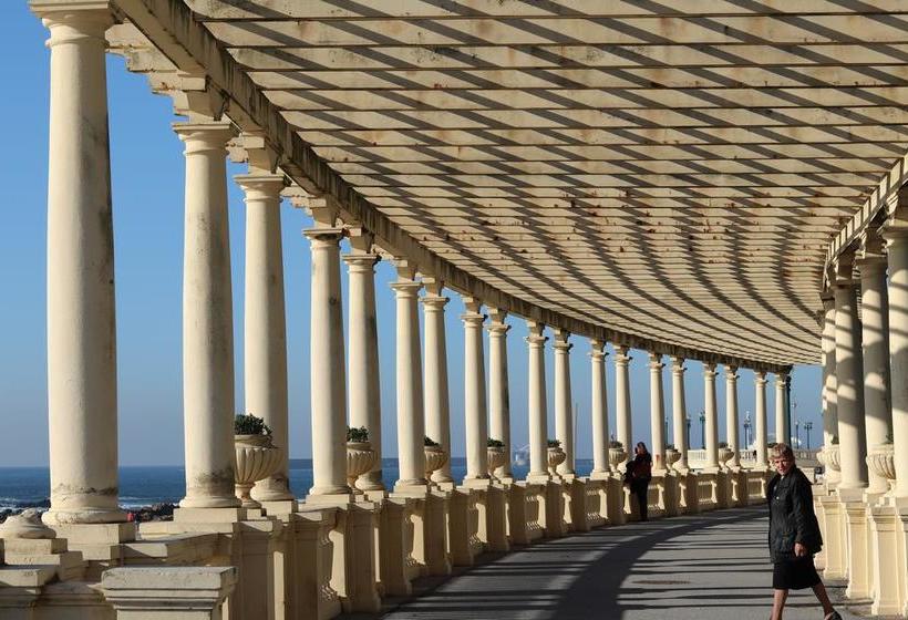 Surfivor Porto Surf Hostel