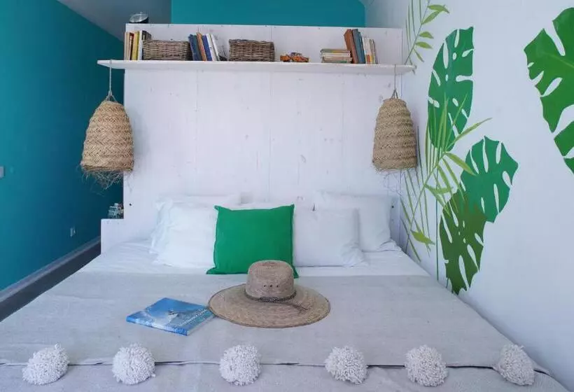 ユースホステル Chill In Ericeira Surf House