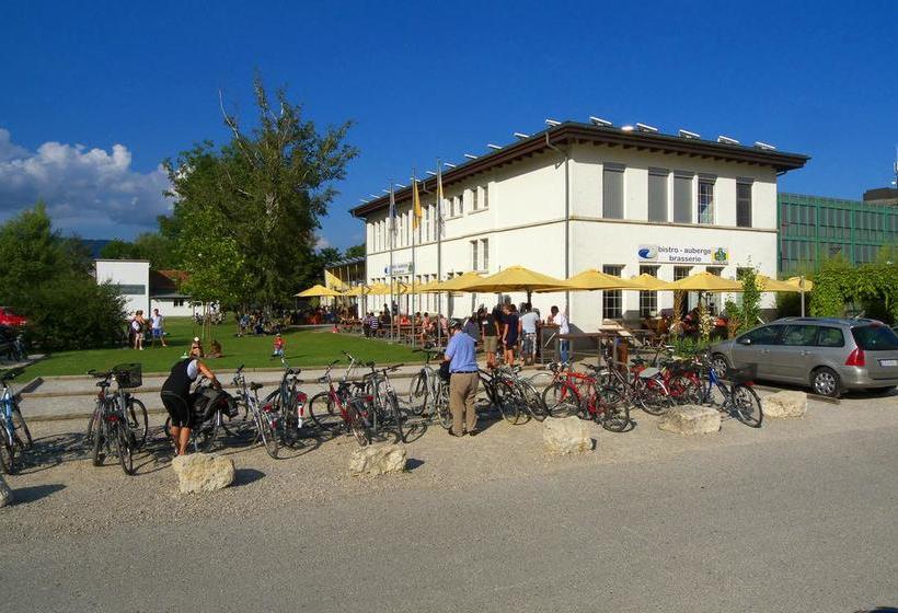 Swiss Hostel Lago Lodge