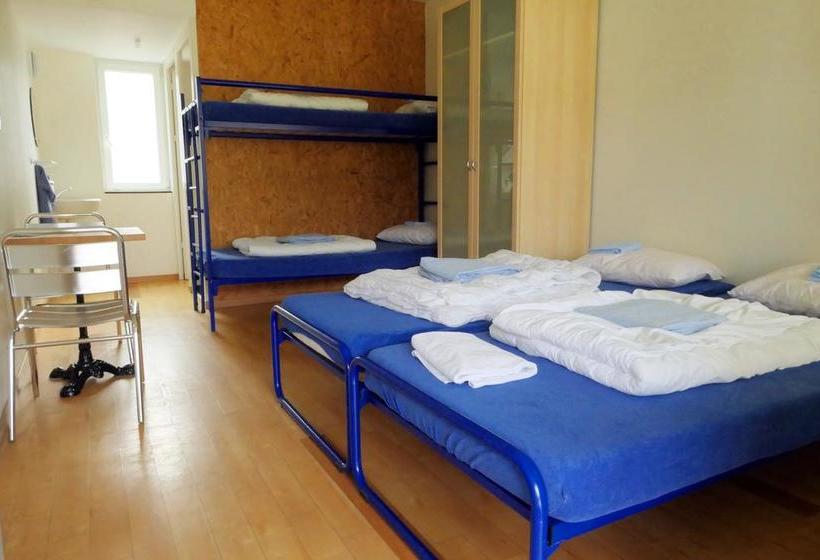 Swiss Hostel Lago Lodge