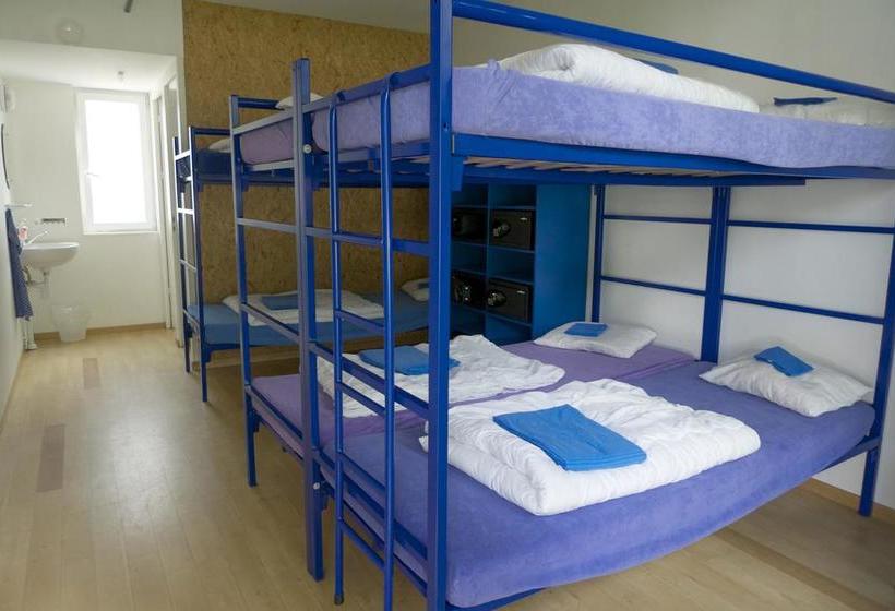 Swiss Hostel Lago Lodge