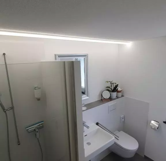 ベッドアンドブレックファースト Bnb Haus Weibel