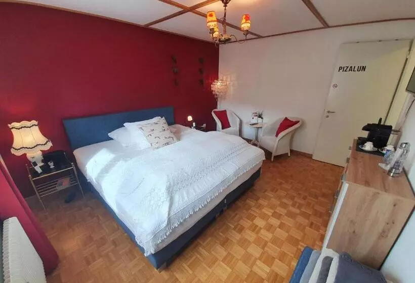ベッドアンドブレックファースト Bnb Haus Weibel