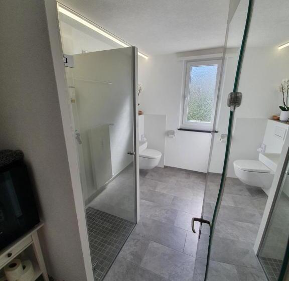 צימר Bnb Haus Weibel