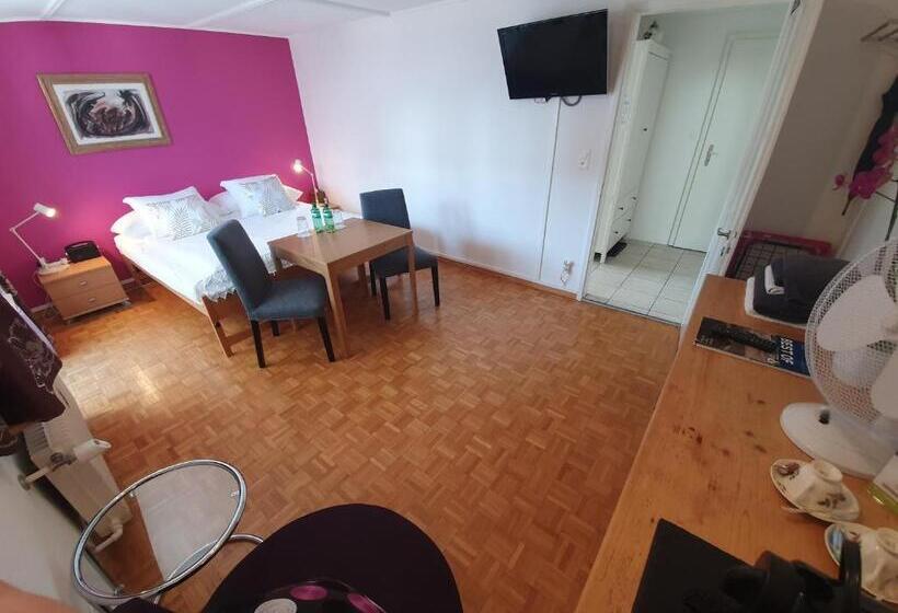 צימר Bnb Haus Weibel