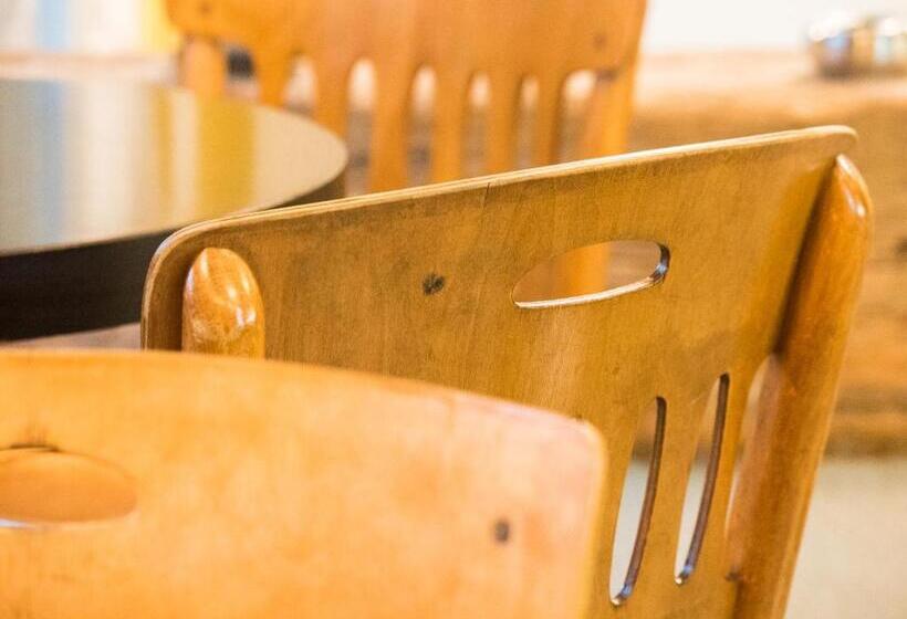 تختخواب و صبحانه Emma Bett Und Bistro